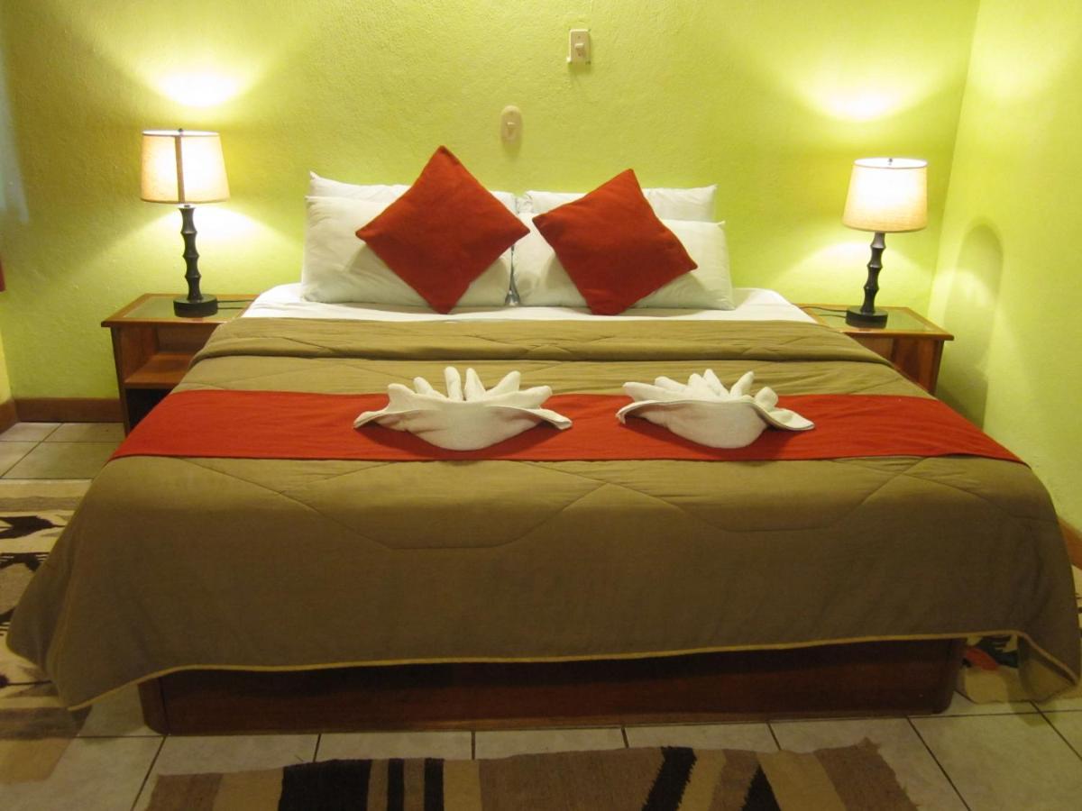 Hotel Jaguar Inn Tikal Eksteriør billede