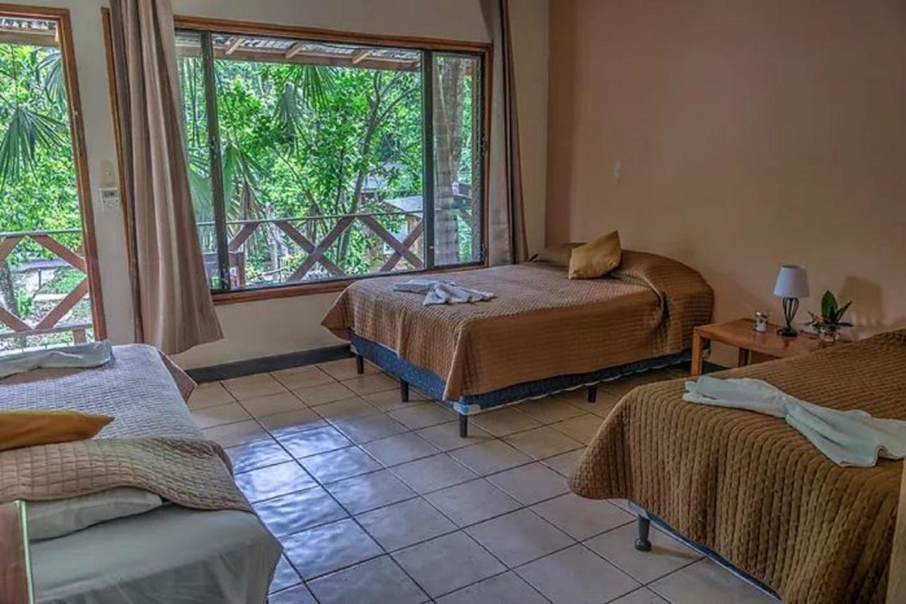 Hotel Jaguar Inn Tikal Eksteriør billede