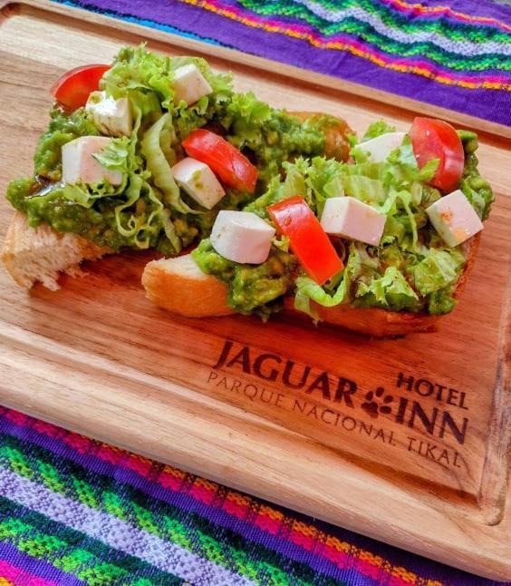 Hotel Jaguar Inn Tikal Eksteriør billede