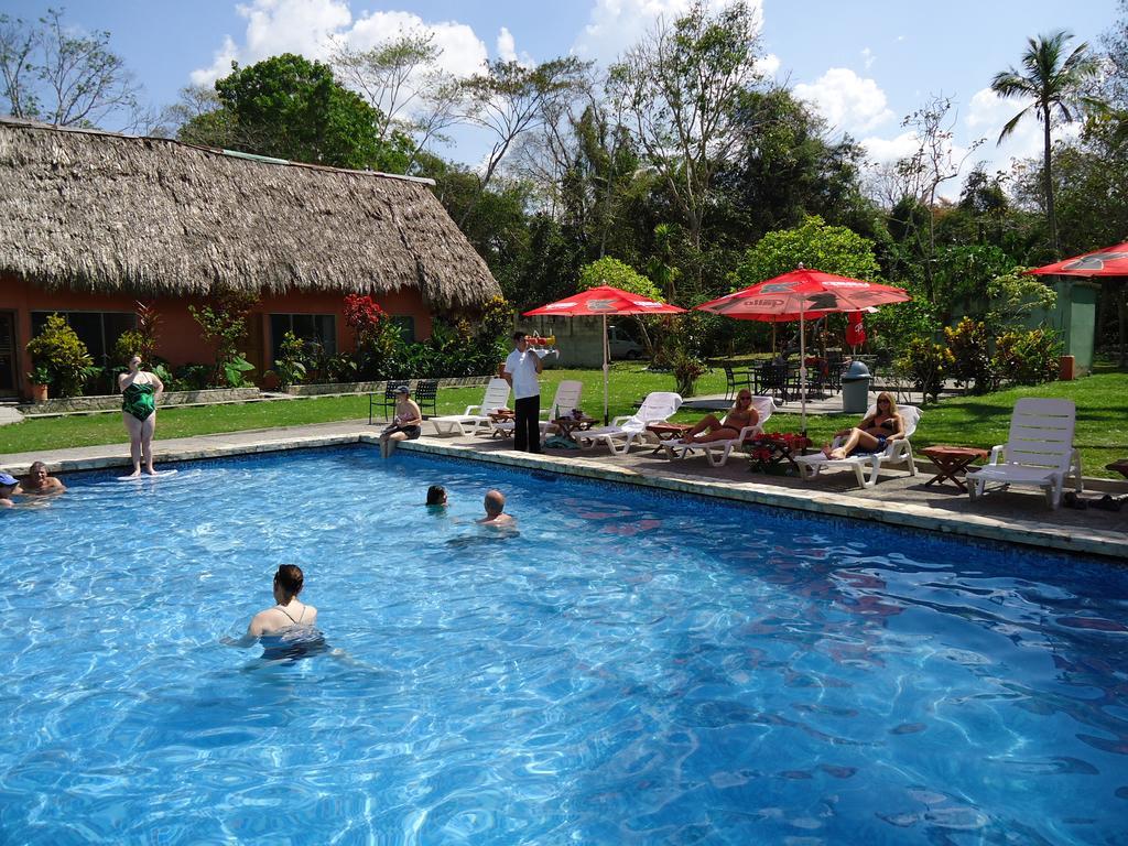 Hotel Jaguar Inn Tikal Eksteriør billede
