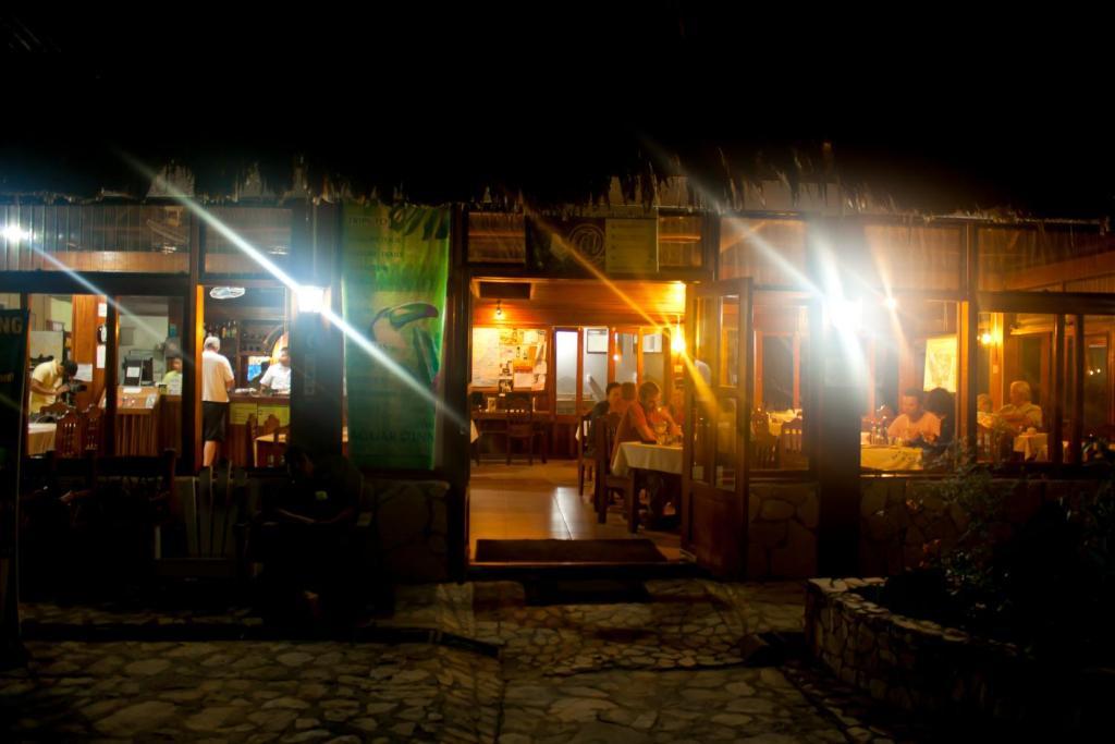 Hotel Jaguar Inn Tikal Eksteriør billede