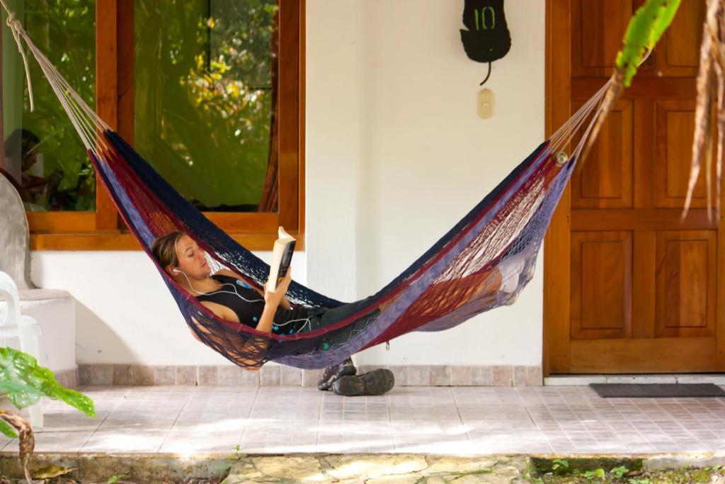 Hotel Jaguar Inn Tikal Eksteriør billede