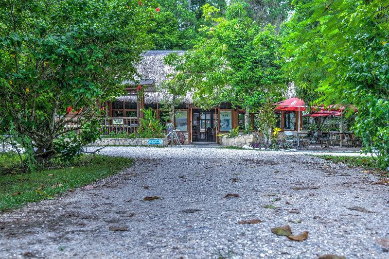 Hotel Jaguar Inn Tikal Eksteriør billede